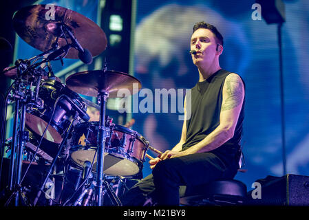 Manchester, Großbritannien. 2. Februar 2018. Lead Sänger und Keyboarder Danny O'Donoghue, Lead Gitarrist Mark Sheehan und Drummer Glen macht der das Skript in der Manchester Arena 03/02/2018 durchführen Stockfoto