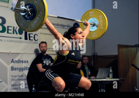 Durlach, Deutschland. 03 Feb, 2018. Natascha Scharnberg (durlach). GES/Gewichtheben/KSV Durlach - KSC 07 Schifferstadt, 03.02.2018 ------ | Nutzung der weltweiten Kredit: dpa/Alamy leben Nachrichten Stockfoto