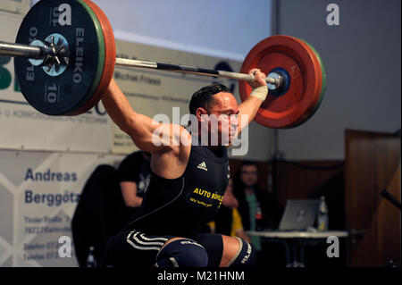 Durlach, Deutschland. 03 Feb, 2018. Tino Platzer (durlach). GES/Gewichtheben/KSV Durlach - KSC 07 Schifferstadt, 03.02.2018 ------ | Nutzung der weltweiten Kredit: dpa/Alamy leben Nachrichten Stockfoto