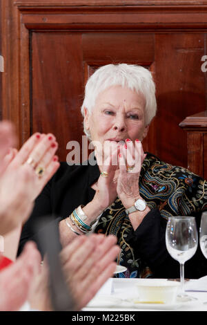 Dame Judy Dench in den Oldie des Jahres Auszeichnungen 2018 Stockfoto