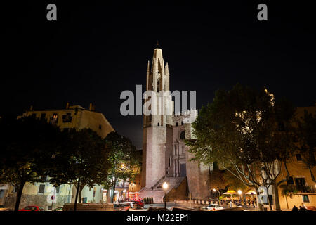 Kirche von Sant Feliu - Basilika von San Felix in der Nacht in Girona, Katalonien, Spanien, Europa Stockfoto