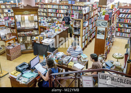 Buenos Aires Argentinien, historisches Zentrum, La Libreria de Avila, innen, Buchhandel, gebrauchte Bücher, Antiquitäten, selten, Kassierer, Erwachsene Erwachsene Männer Stockfoto