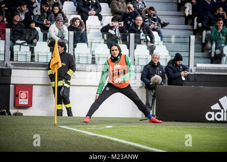 Turin, Italien. 04 Feb, 2018. Alessandro Matri (Sassuolo) während der Seria A Fußballspiel. FC Juventus vs Sassuolo. Juventus Turin gewann 4-0 in Turin, Allianz Stadion, Italien vom 4. Februar 2018. Credit: Alberto Gandolfo/Pacific Press/Alamy leben Nachrichten Stockfoto