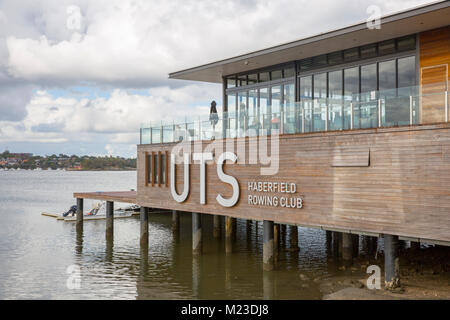 Die UTS Haberfield Rowing Club in Sydney am Ufer des Parramatta River, Haberfield, Sydney, Australien Stockfoto