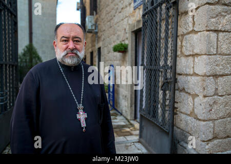 Saint Nicholas Priester an der Kathedrale von Kotor, Montenegro Stockfoto