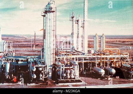 Eine Raffinerieanlage in Tunesien (1960s) Stockfoto