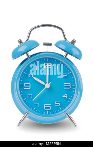 Blauer Alarm Clock mit den Händen bei 10 am oder pm auf einem weißen Hintergrund, Eines der 12 Bilder zeigen die Top der Stunde, beginnend mit 1. Ein Stockfoto