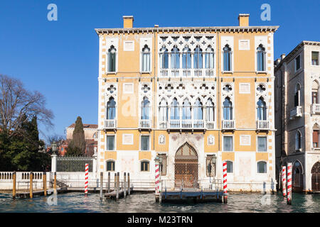 Palazzo Cavalli Franchetti, das Istituto Veneto di Regional, Lettere ed Arti, Canal Grande Venedig, Italien, Grand Canal, San Marco, Venedig, Italien oder Ven Stockfoto