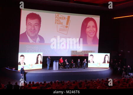 Frosinone - Italien - 4. Februar 2018 - Wahlen 2018, Minister Dario Franceschini in Frosinone zu den Wahlkampf von Simone Costanzo und Barbara Di Rollo Credit Support: Antonio nardelli/Alamy leben Nachrichten Stockfoto