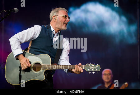 Steve Harley Live auf der Bühne des Scone Palace für Zurückspulen Schottland 2017 Stockfoto