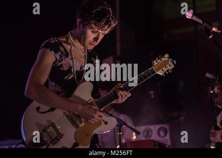 Ezra Furman live in Liverpool - Februar 2018 Stockfoto