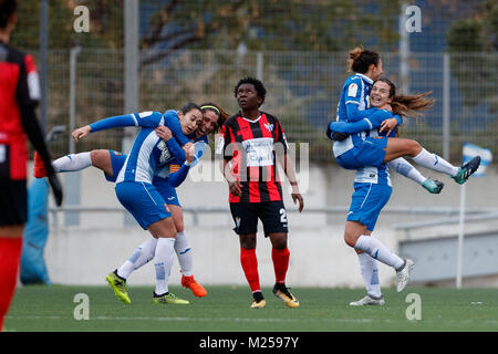 Barcelona, Spanien. 4. Februar 27., 2018. Gleiches von der spanischen Frauen Fußball-Liga zwischen RCD Espanyol und sportlichen Huelva. Credit: UKKO Images/Alamy leben Nachrichten Stockfoto