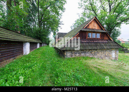 Traditionelle Stein Granary - The Old Manor Keller typisch für Kleinpolen Stockfoto