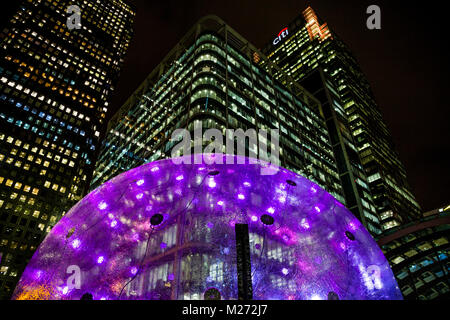 Sonic, leichte Noppen Winter durch ENESS im Winter Lights Festival in Canary Wharf, London, Großbritannien Stockfoto