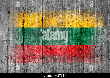 Litauen Flagge bemalt auf Hintergrund Textur grauer Beton Stockfoto