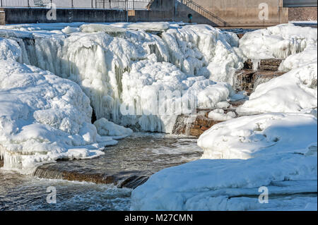 Gefrorener Wasserfall Stockfoto