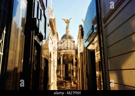 Argentinien, Buenos Aires, La Recoleta Friedhof im Jahr 2015 getroffen Stockfoto