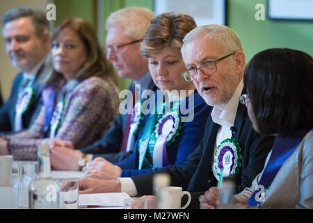 Der Führer, Jeremy Corbyn hält einen Schatten Kabinettssitzung am Museum von London heute des 100. Todestages der Stimmen für Frauen zu markieren. Stockfoto