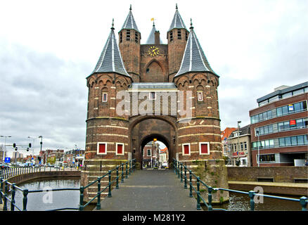 City Gate Amsterdamse Poort, Haarlem, Niederlande Stockfoto