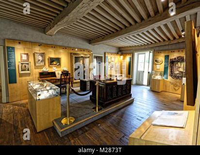 Neben dem Canal Les ist der Louis Pasteur Museum, Dole, Frankreich Stockfoto