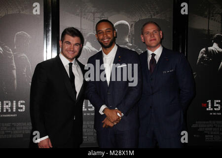 Burbank, Kalifornien, USA. 5. Februar, 2018. Alek Skarlatos, Anthony Sadler, Spencer Stein 02/05/2018 Die Weltpremiere von "Die 15:17 bis Paris' an Der sjr Theater bei Warner Bros Studios in Burbank, CA Foto von Izumi Hasegawa/HollywoodNewsWire.co Credit: Hollywood News Wire Inc./Alamy leben Nachrichten Stockfoto