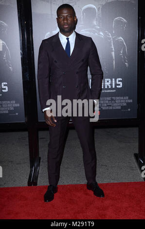 Burbank, CA. 05 Feb, 2018. Sinqua Wände bei der Premiere von Warner Bros. Pictures'' die 15:17 nach Paris' an Steven J. Ross Theater/Warner Bros Studios viel am 5. Februar 2018 in Burbank, Kalifornien. Quelle: David Edwards/Medien Punch/Alamy leben Nachrichten Stockfoto