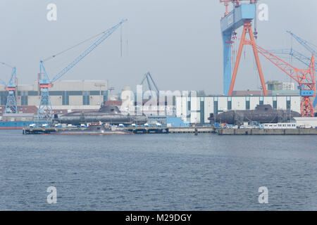 Ein u-Boot auf einer Werft in Kiel. Stockfoto