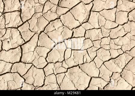 Mojave Wüste Hintergrund - getrocknete rissig Schlamm im Death Valley National Park, Kalifornien, USA. Stockfoto
