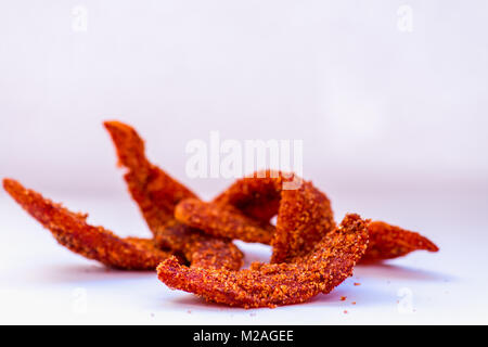 Chili Mangos schmecken köstlich und sind eine traditionelle mexikanische süßen und pikanten Snack Stockfoto