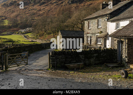 Hohe Tilberthwaite Farm in der Nähe von Coniston Stockfoto