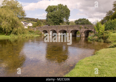 Ein Bild von Withypool Brücke über den Fluss Barle, Exmoor, Somerset, England, Großbritannien Stockfoto