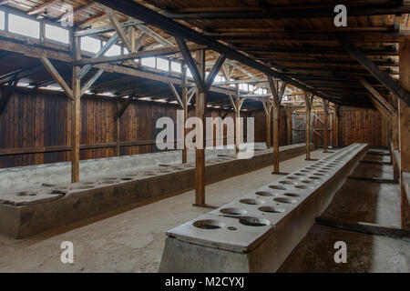 Auschwitz, weniger Polen/Polen - 04.Februar 2018: Auschwitz Birkenau, Nazi Konzentrations- und Vernichtungslager. Stockfoto