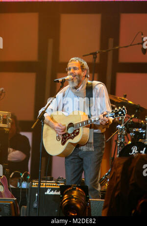 Yusuf Islam (ehemals Cat Stevens) spielt beim Live Earth Konzert in Hamburg am 07.07.2007 / Foto: niehaus Stockfoto