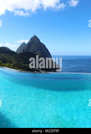 Saint Lucia's berühmten Piton Berge. Stockfoto