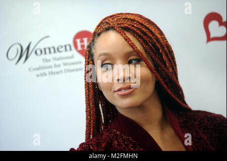 NEW YORK, NY - Februar 06: Jillian Hervey und Vanessa Williams Team mit WomenHeart für den Kampf gegen Herzerkrankungen bei Frauen in Burlington Union Square am 6. Februar 2018 in New York City. Personen: Jillian Hervey Stockfoto