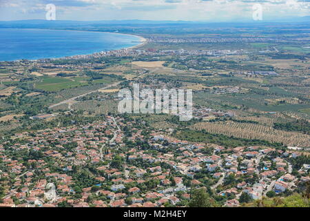 Spanien Antenne Landschaft über die Bucht von Roses am Mittelmeer, Costa Brava, Girona, Katalonien, Alt Emporda Stockfoto