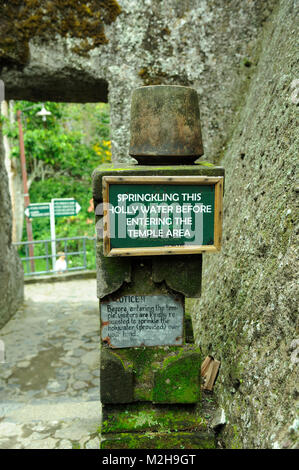 Schild am Eingang Pura Gunung Kawi Tempel, Bali, Indonesien Stockfoto