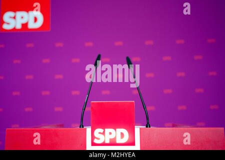 Sigmar Gabriel (deutschen Vizekanzler) gibt eine Pressekonferenz in der SPD-Zentrale. Stockfoto