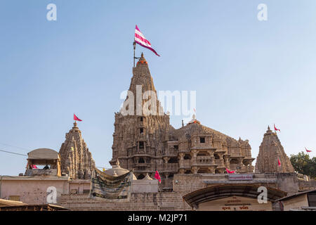 Dwarka, Gujarat, Indien, Dezember 15,2014 die Vorderansicht des Dwarkadhish Tempel Stockfoto