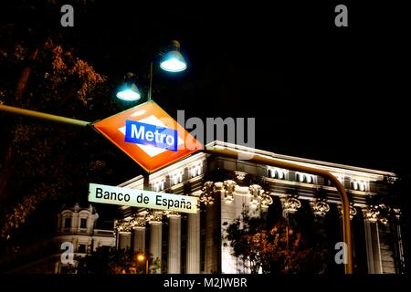 Bank von Spanien metro station Zeichen in Madrid, Spanien. Stockfoto