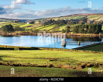 Untere Laithe Reservoir an Stanbury in der Nähe von Haworth West Yorkshire England Stockfoto