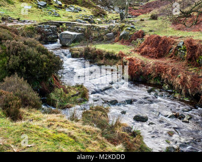 Bronte Brücke über Süd Dekan Beck über Haworth Moor in der Nähe von Haworth West Yorkshire England Stockfoto