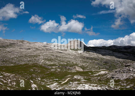 Blick über Parco Naturale Puez Geisler zum Col dala Sone aus der Nähe von Forc de Ciampei die Dolomiten in der Nähe von Selva Italien Stockfoto