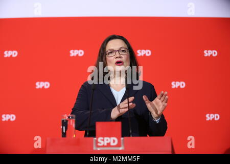 Berlin, Deutschland. 07 Feb, 2018. SPD-Chef Martin Schulz übergibt Vorsitz an die Partei der Fraktionsvorsitzende Andreas Nahles. Andrea Nahles wäre die erste Frau an der Spitze der SPD sein. Unter anderem Martin Schulz erklärte, dass er will, dass Außenminister in eine neue große Koalition und, dass ein Prozess der Erneuerung ist notwendig, innerhalb der SPD zu werden. Das Foto zeigt Andrea Nahles Credit: Simone Kuhlmey/Pacific Press/Alamy leben Nachrichten Stockfoto
