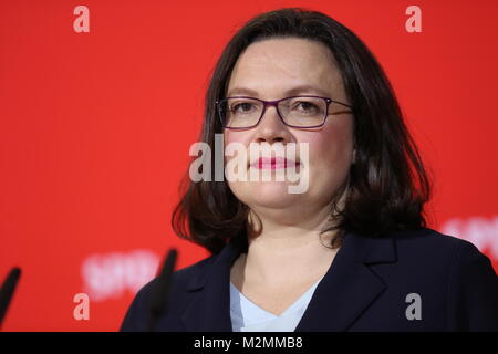 Berlin, Deutschland. 07 Feb, 2018. SPD-Chef Martin Schulz übergibt Vorsitz an die Partei der Fraktionsvorsitzende Andreas Nahles. Andrea Nahles wäre die erste Frau an der Spitze der SPD sein. Unter anderem Martin Schulz erklärte, dass er will, dass Außenminister in eine neue große Koalition und, dass ein Prozess der Erneuerung ist notwendig, innerhalb der SPD zu werden. Das Foto zeigt Andrea Nahles Credit: Simone Kuhlmey/Pacific Press/Alamy leben Nachrichten Stockfoto