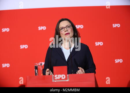 Berlin, Deutschland. 07 Feb, 2018. SPD-Chef Martin Schulz übergibt Vorsitz an die Partei der Fraktionsvorsitzende Andreas Nahles. Andrea Nahles wäre die erste Frau an der Spitze der SPD sein. Unter anderem Martin Schulz erklärte, dass er will, dass Außenminister in eine neue große Koalition und, dass ein Prozess der Erneuerung ist notwendig, innerhalb der SPD zu werden. Das Foto zeigt Andrea Nahles Credit: Simone Kuhlmey/Pacific Press/Alamy leben Nachrichten Stockfoto