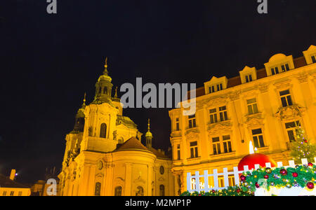 Kirche St. Nikolaus in Prag Stockfoto