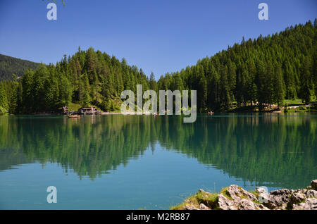 Pragser Wildsee/Lake Prags, Pustertal, Dolomiten, Südtirol, Trentino, Italien Stockfoto