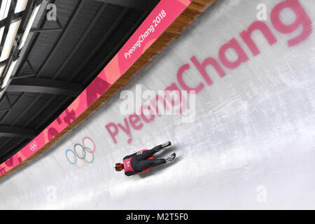 Dajana EITBERGER (GER), vor Olympischen Ringen, Aktion, Frauen, Frauen die Einzigen, Ausbildung, Olimypic Sliding Center, am 08.02.2018, Olympische Winterspiele 2018, vom 09.02. - 25.02.2018 in PyeongChang/Suedkorea. | Verwendung weltweit Stockfoto