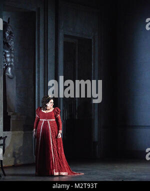 Cardiff, Großbritannien. 7. Feb 2018. Tosca von der Welsh National Opera durchgeführt. Floria Tosca Claire Rutter Credit: Thomas Bowles/Alamy leben Nachrichten Stockfoto